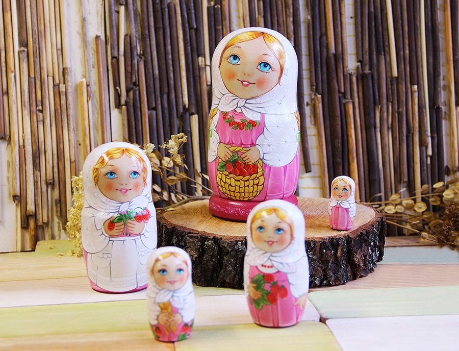 poupées gigognes en bois faites à la main