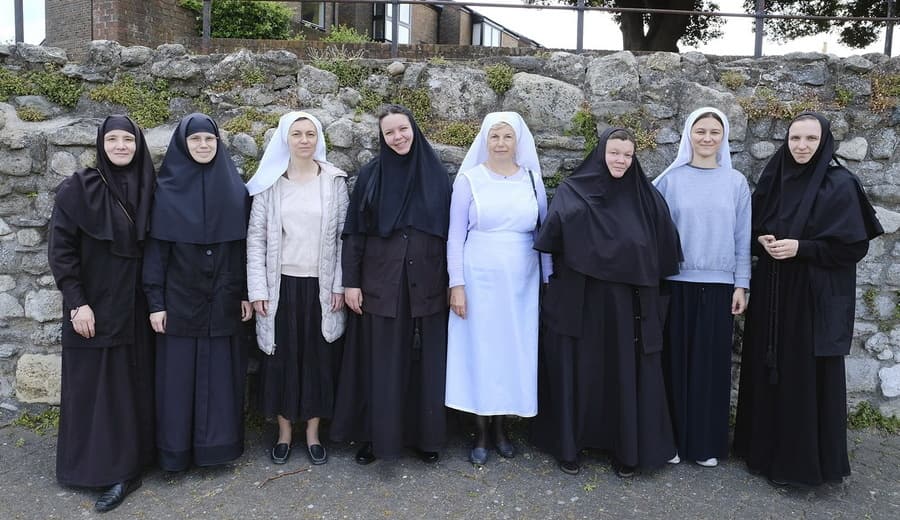 Sisters of the choir